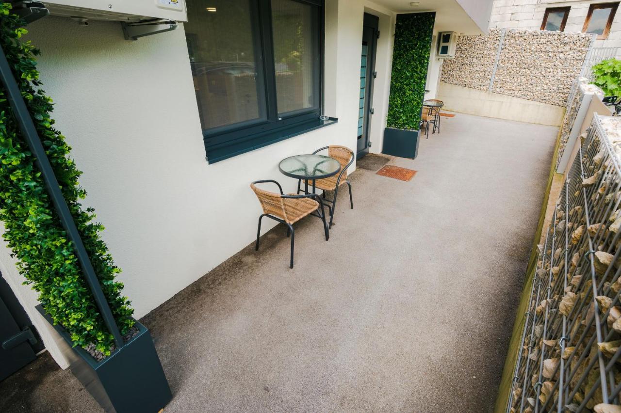 Apartments Gros Radece Exterior photo